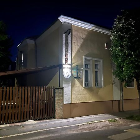 Abigel Vendeghaz Keszthely Villa Bagian luar foto