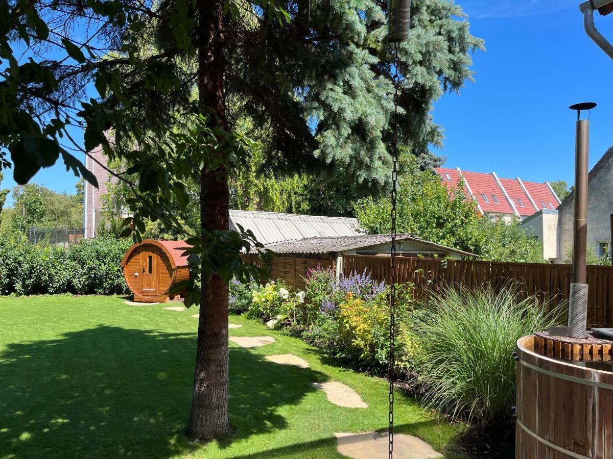 Abigel Vendeghaz Keszthely Villa Bagian luar foto