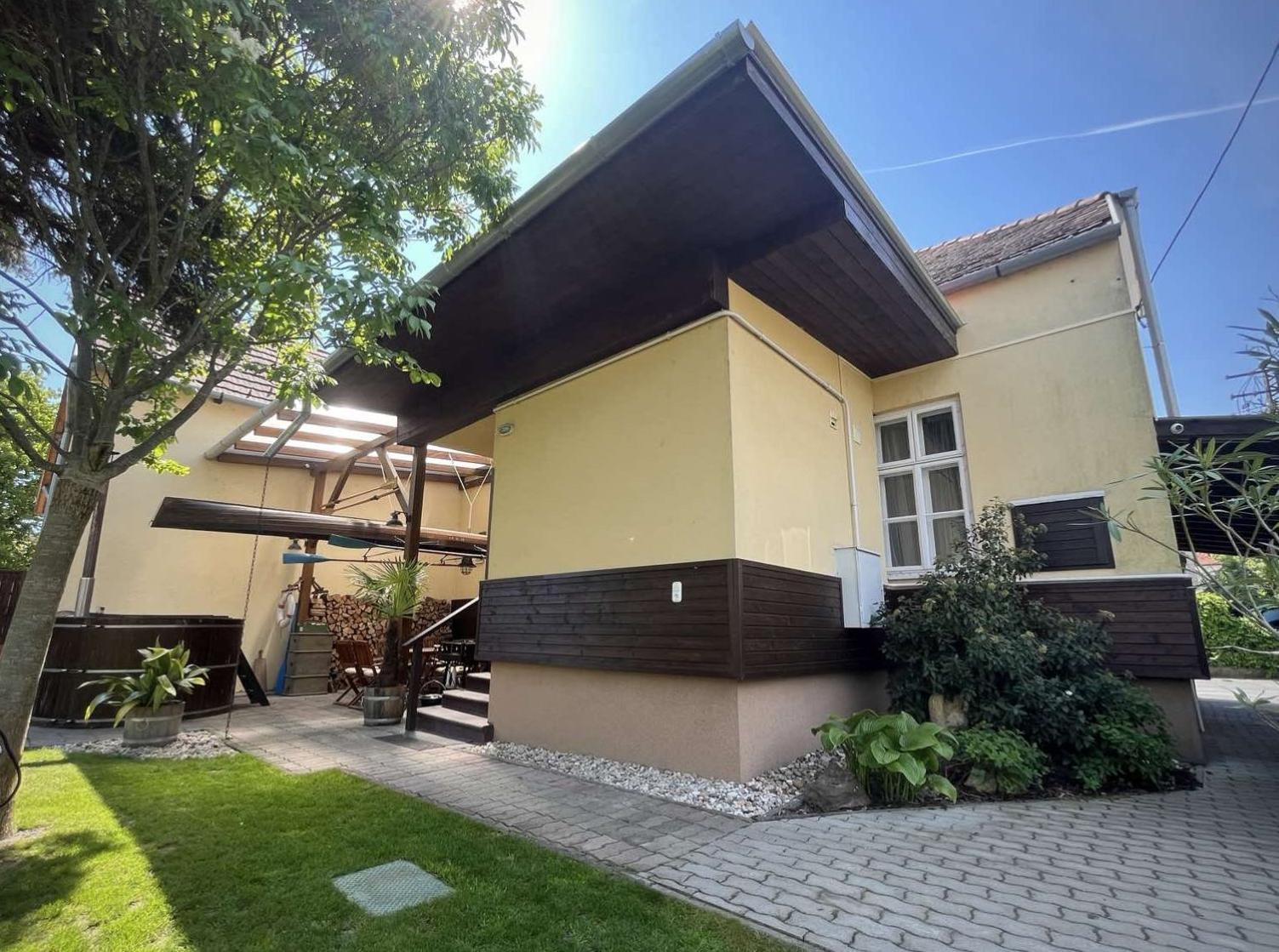 Abigel Vendeghaz Keszthely Villa Bagian luar foto