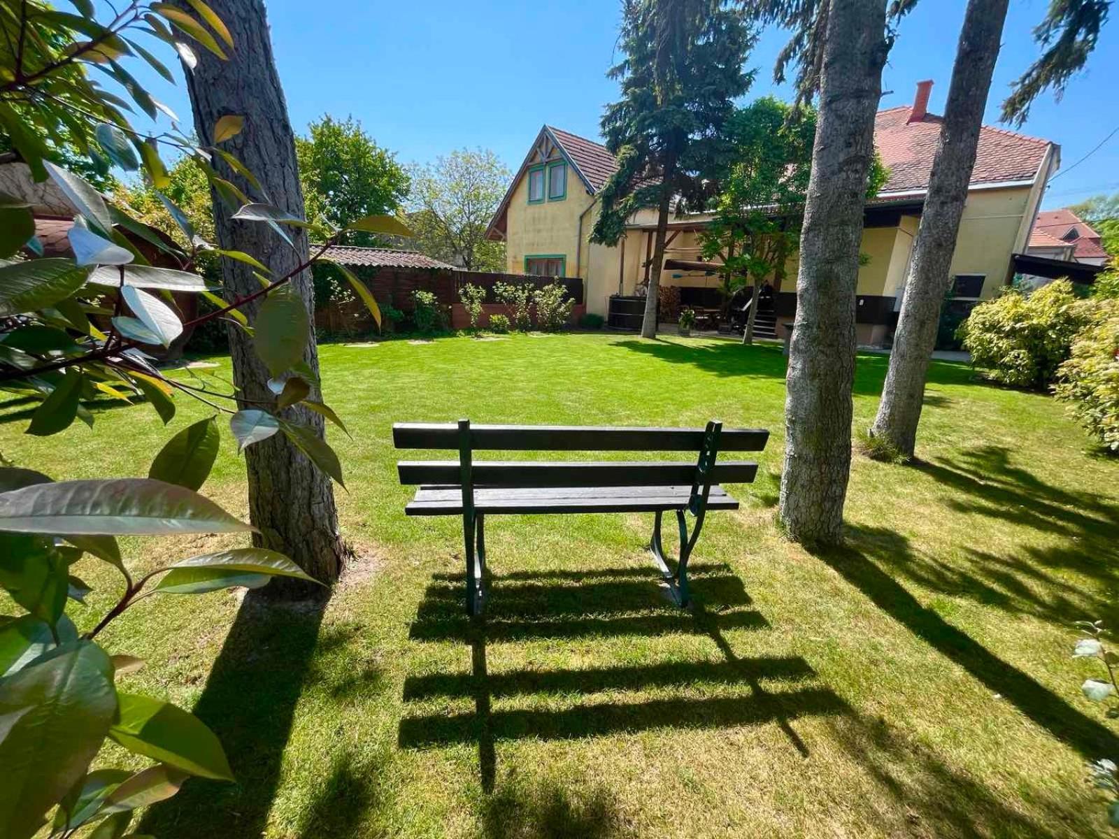 Abigel Vendeghaz Keszthely Villa Bagian luar foto